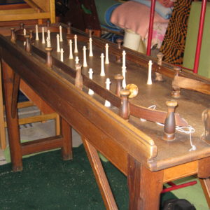 2 Grande Table à toupie ***